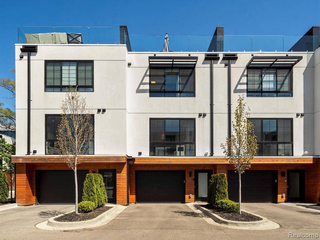 533 E HARRISON Avenue 12, Royal Oak, MI 48067