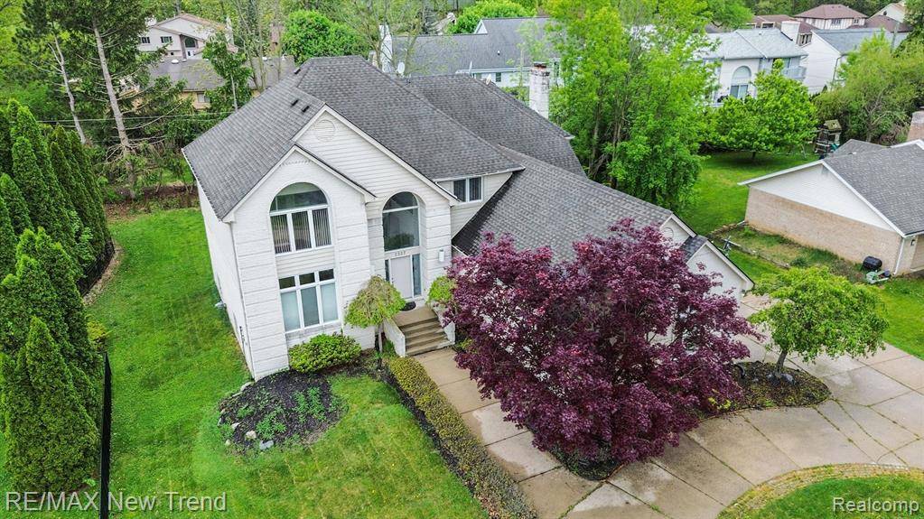 West Bloomfield Twp, MI 48322,2337 HORSESHOE Drive