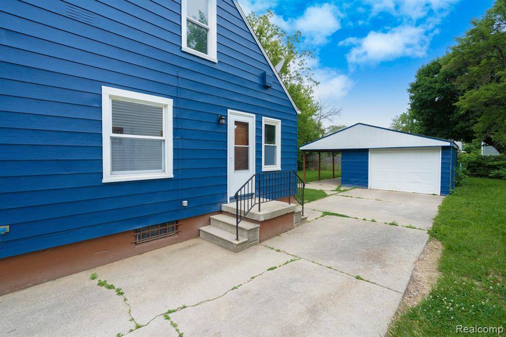 Flint, MI 48505,610 W Austin Avenue