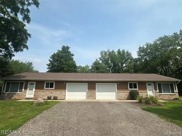 9797 Bitten Drive, Brighton, MI 48114