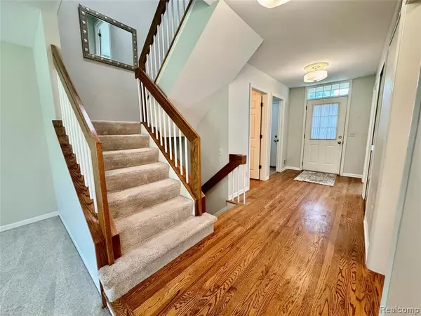 Bloomfield Hills, MI 48304,719 Upper Scotsborough Way