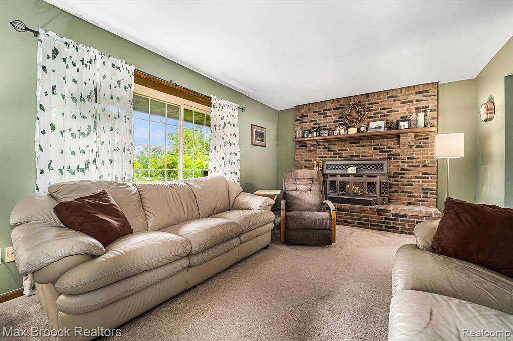 Orion Twp, MI 48359,3906 Westlyn Drive