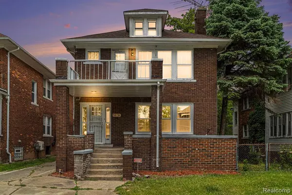 74 W Dakota, Highland Park, MI 48203