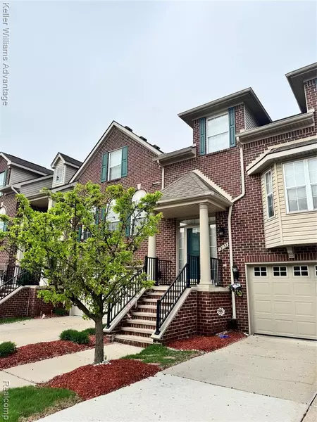 13152 Golf Pointe Drive 32, Taylor, MI 48180