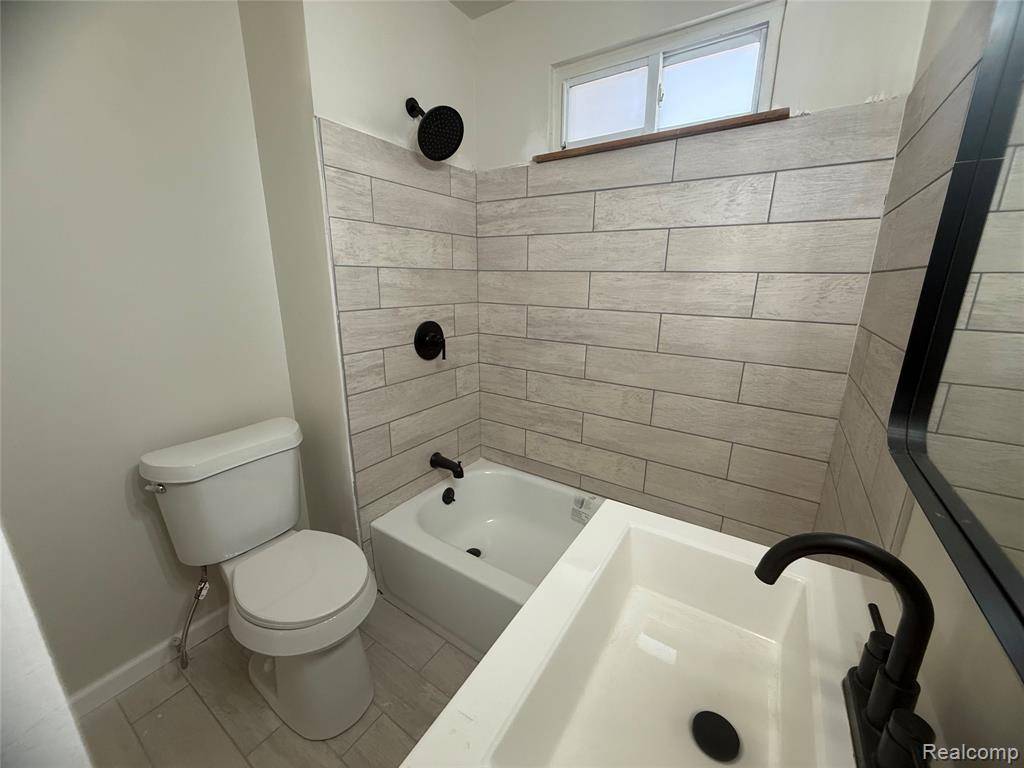Roseville, MI 48066,17615 Tennyson Street