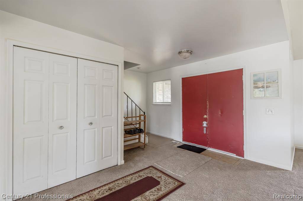 Waterford Twp, MI 48329,4851 Shoreline Boulevard