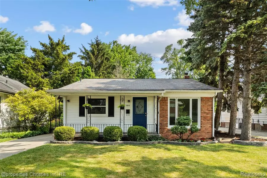 1616 Catalpa Drive, Royal Oak, MI 48067