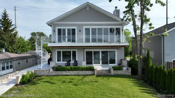 571 Dunleavy Drive, Highland Twp, MI 48356
