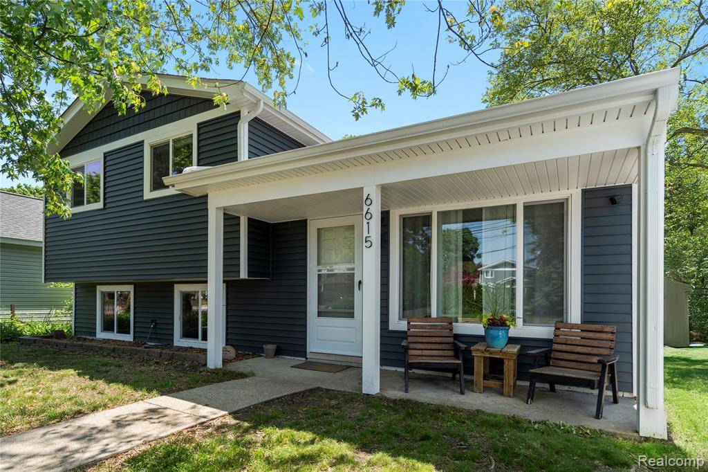 6615 Hatchery Road, Waterford Twp, MI 48327