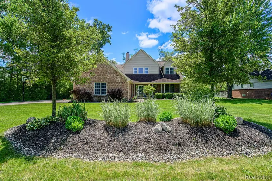 41527 Cherry Hill Road, Canton Twp, MI 48188
