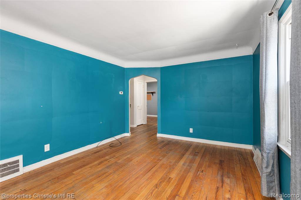 Ferndale, MI 48220,545 E Maplehurst Street