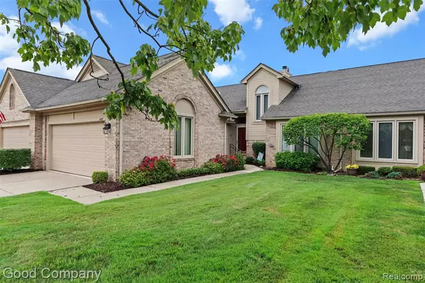 4307 Reflections Drive, Sterling Heights, MI 48314