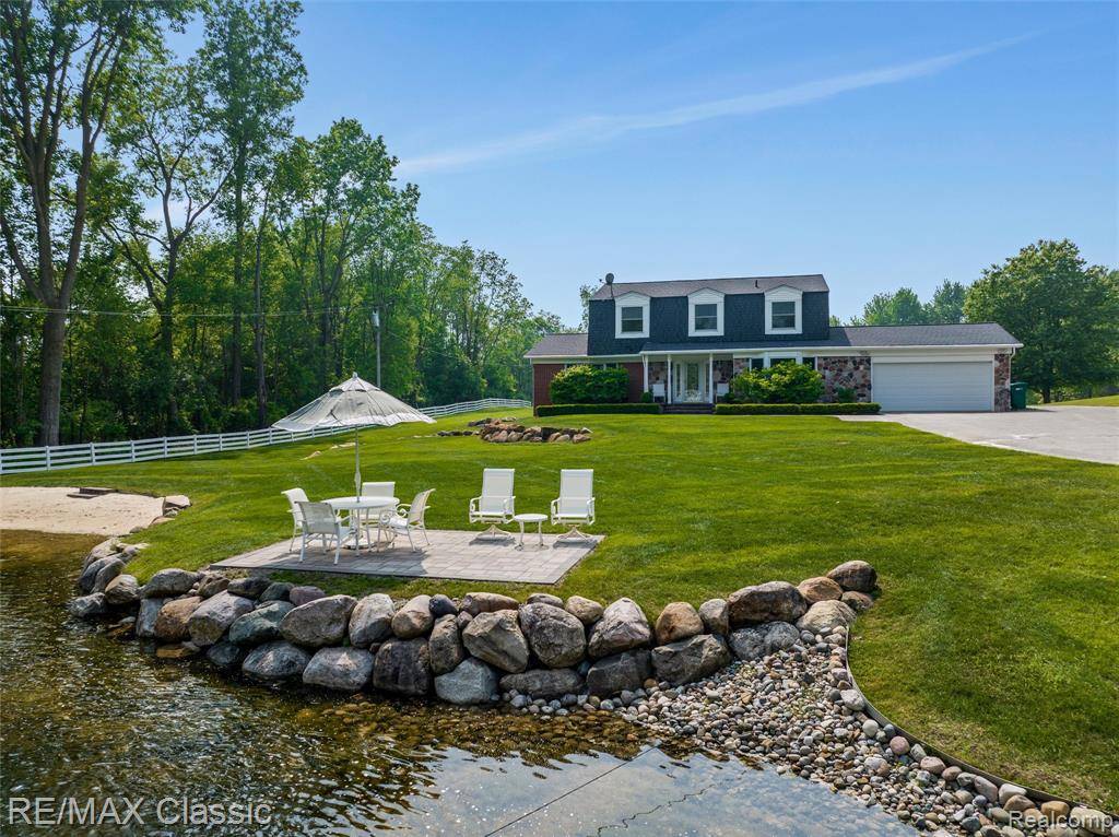 8173 Earhart Road, Northfield Twp, MI 48178