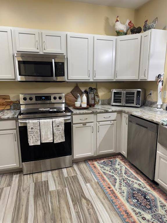 Canton Twp, MI 48188,47544 Pembroke Drive