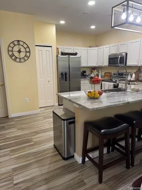 Canton Twp, MI 48188,47544 Pembroke Drive