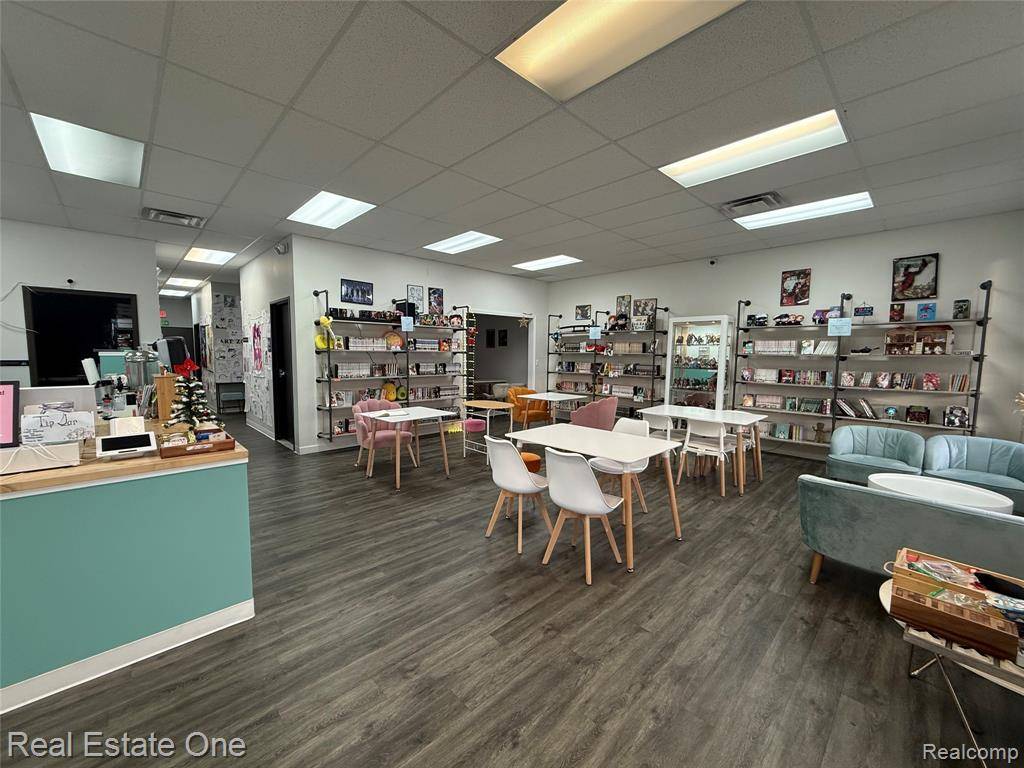 Macomb Twp, MI 48312,11445 15 Mile Road