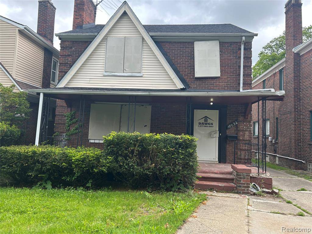 18032 WOODINGHAM Drive, Detroit, MI 48221