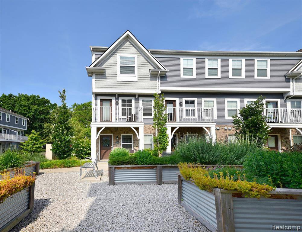 338 Glendale Lane, Ferndale, MI 48220