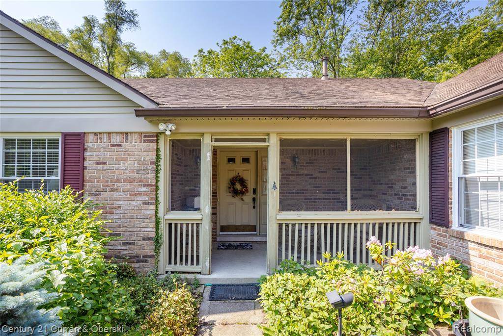 Novi, MI 48375,44855 Yorkshire Drive