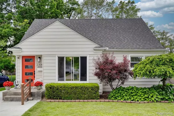 23069 Violet Street, Farmington, MI 48336