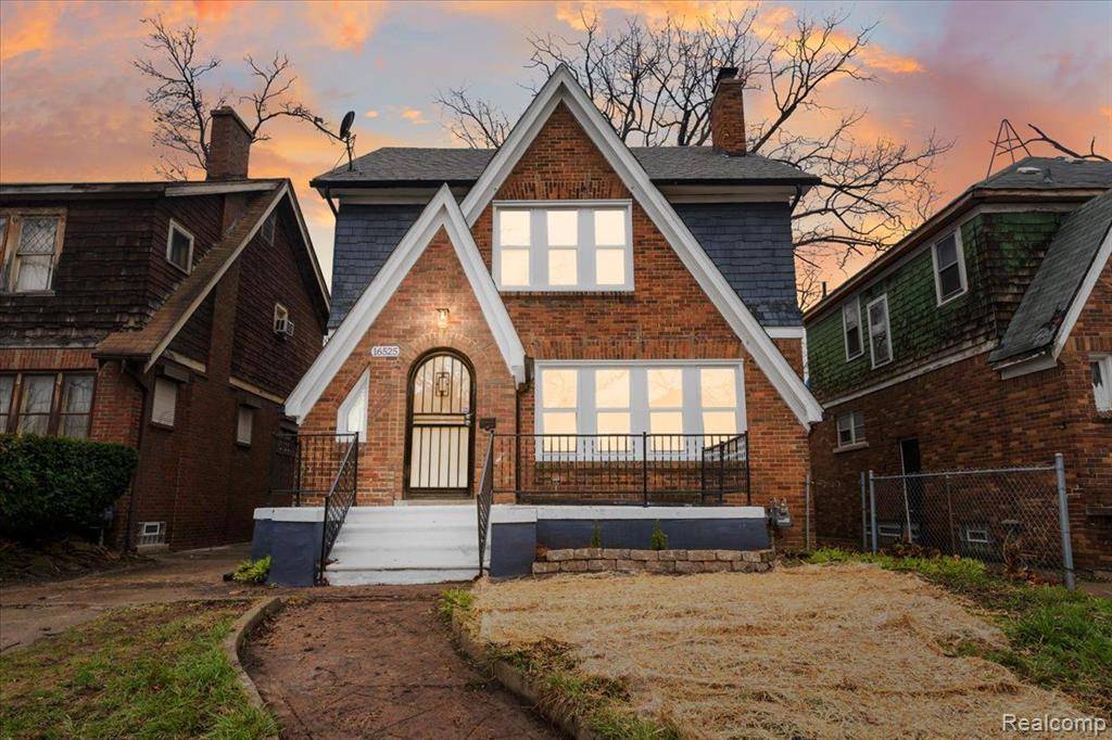 16525 Roselawn Street, Detroit, MI 48221