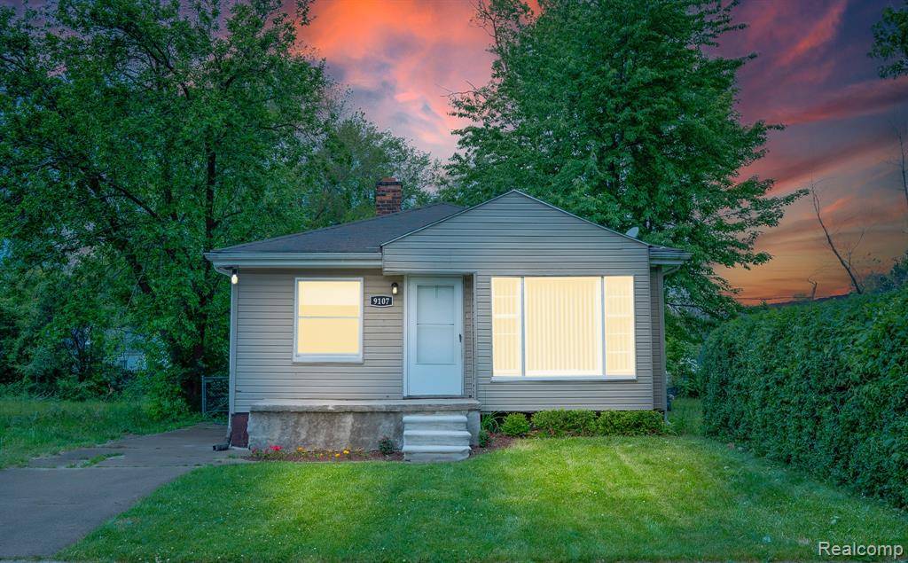 9107 Vaughan Street, Detroit, MI 48228