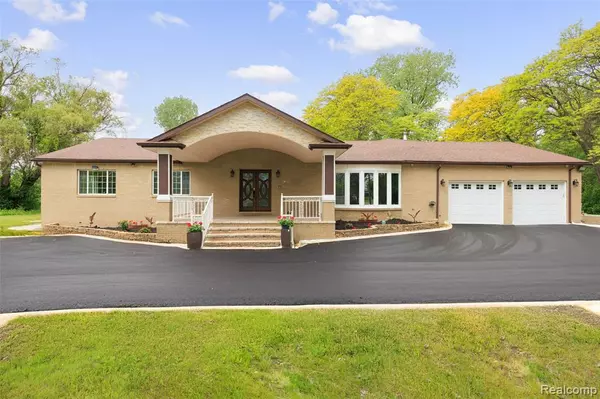 685 N Beck Road, Canton Twp, MI 48187