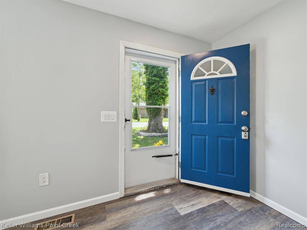 Utica, MI 48317,7447 Crissman Street