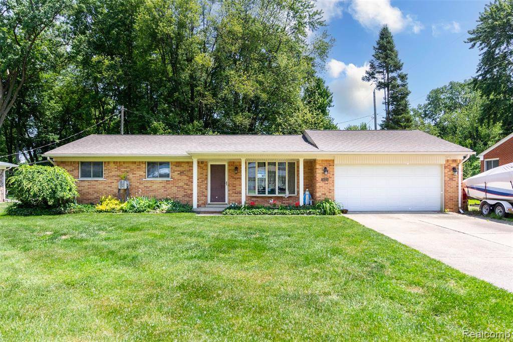 38424 Chartier Street, Harrison Twp, MI 48045