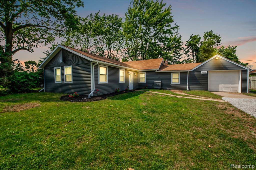35246 Lewis Street, Westland, MI 48185