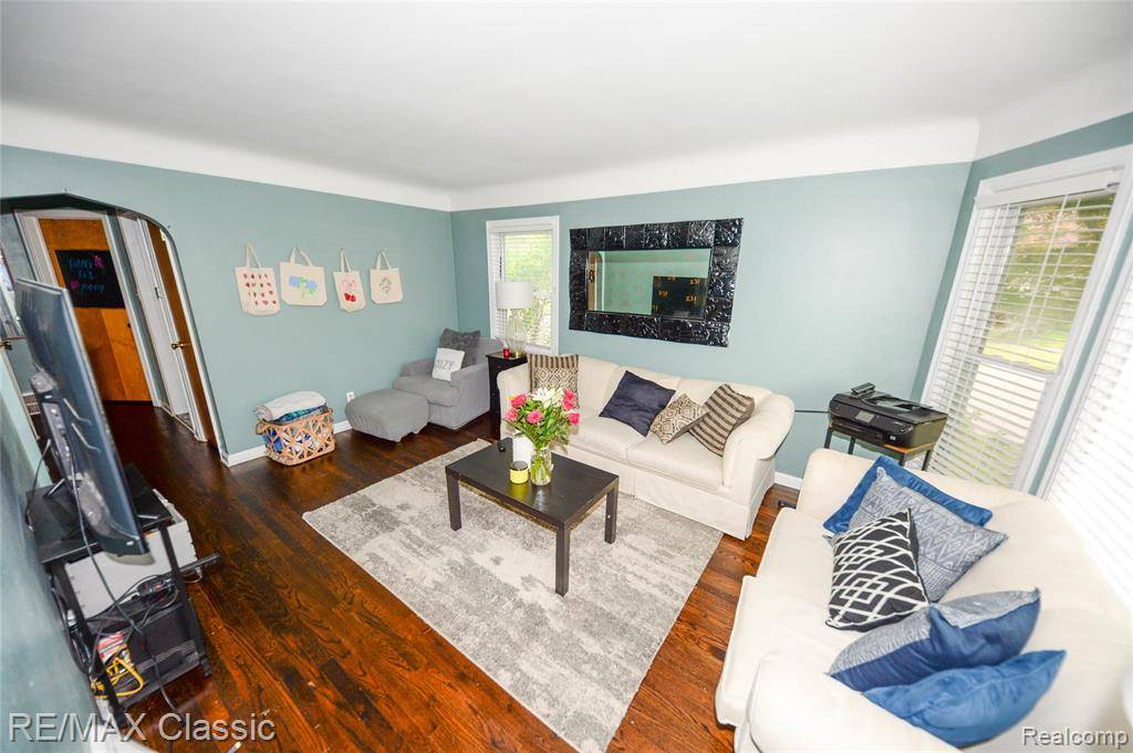 Ferndale, MI 48220,851 Flowerdale Street