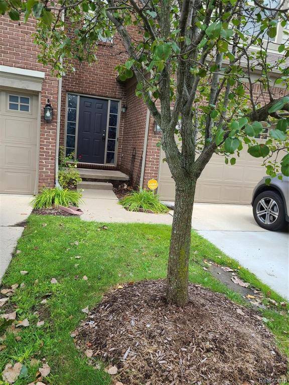 Canton Twp, MI 48187,41130 MAPLEWOOD Drive 18