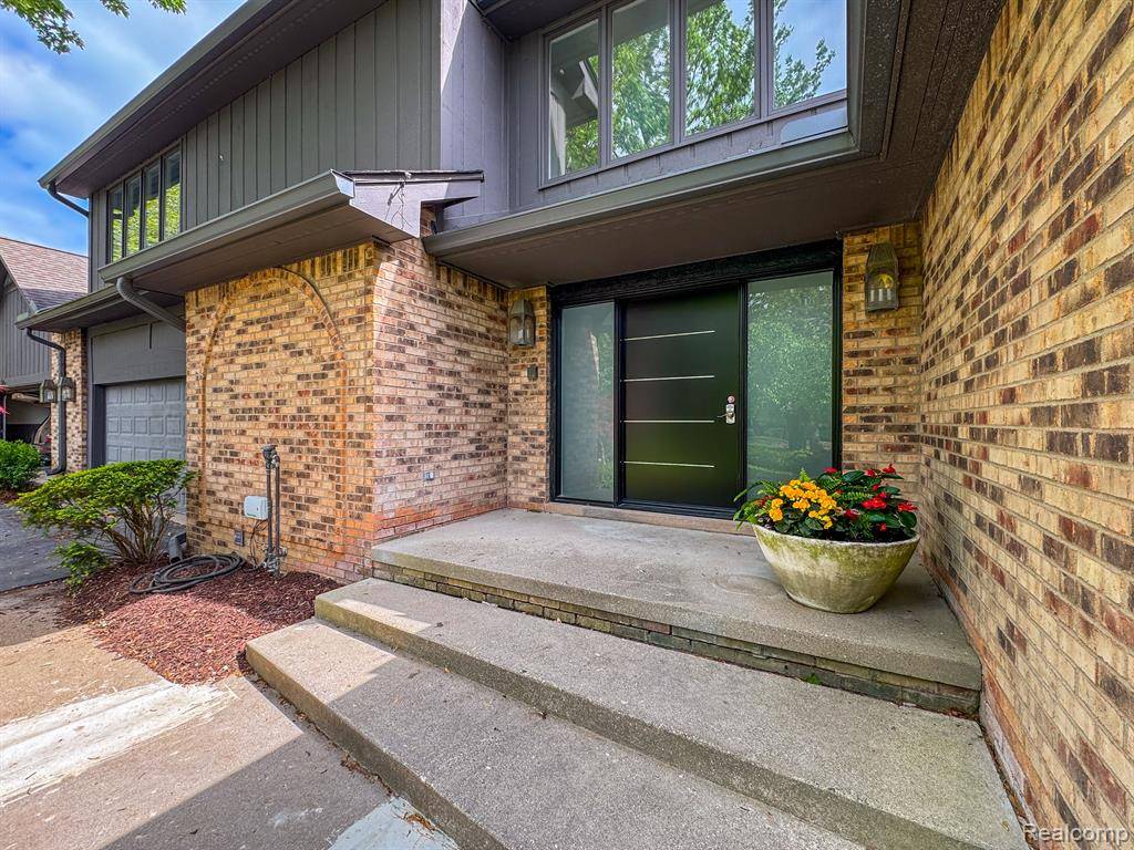 Bloomfield Twp, MI 48302,1915 PINE RIDGE Lane