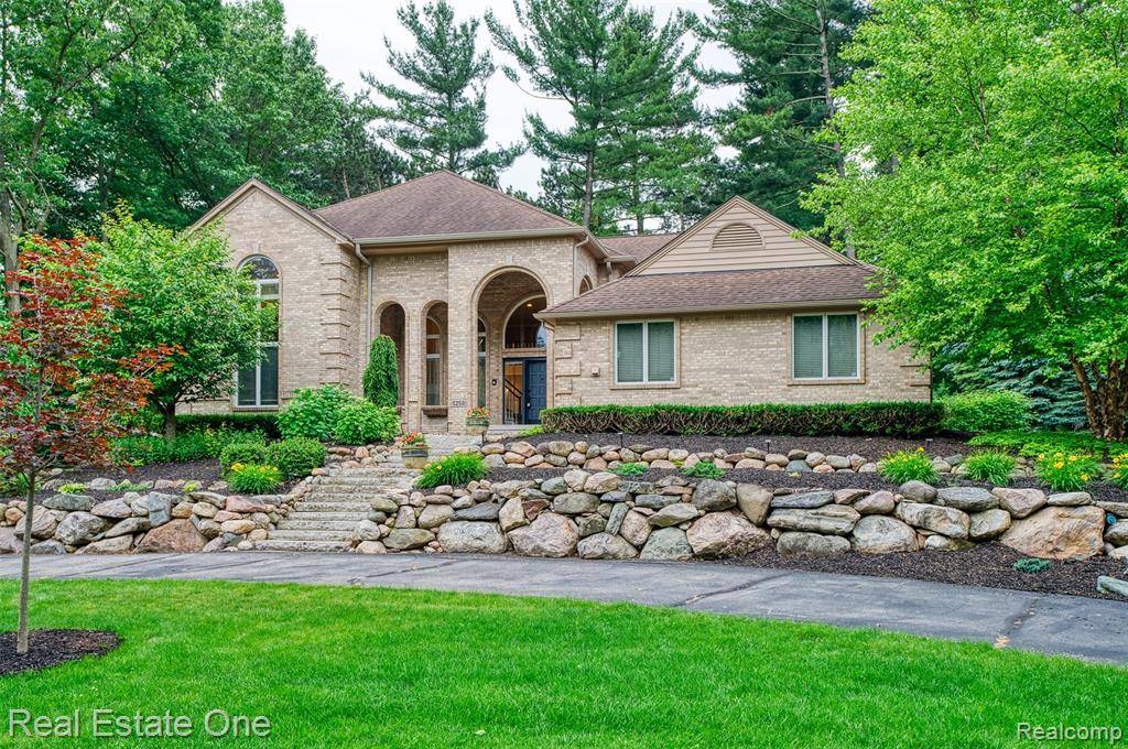 Genoa Twp, MI 48116,5258 Hidden Pines Drive