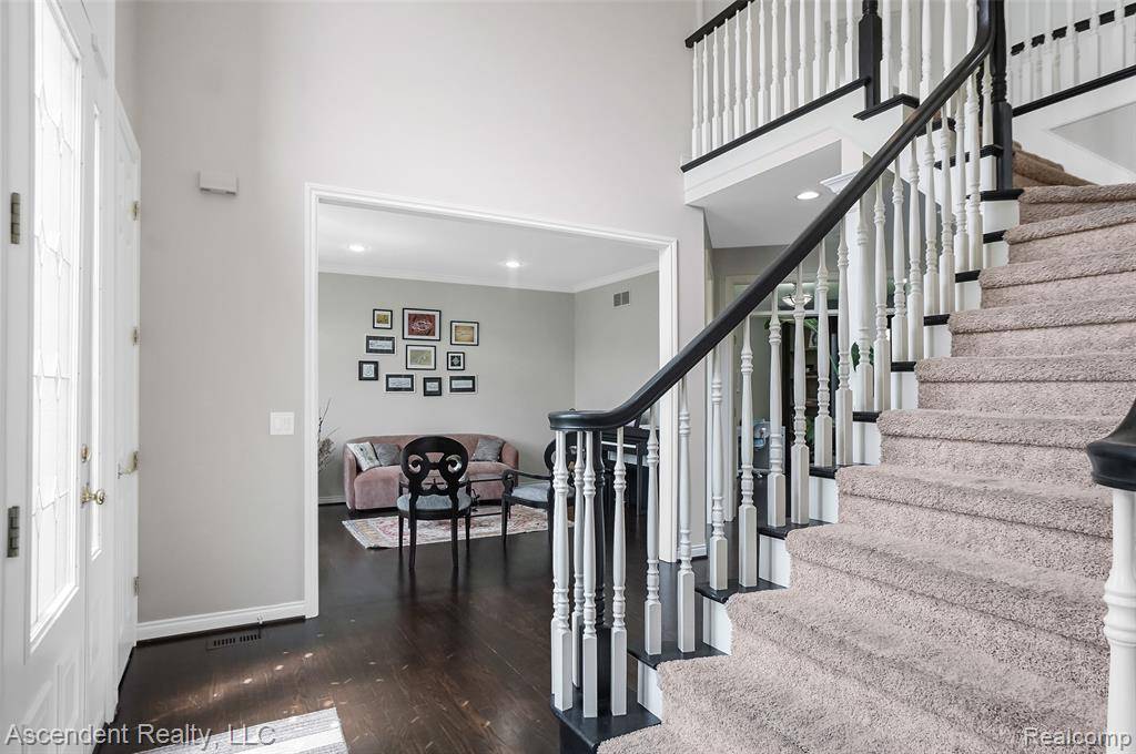 Northville Twp, MI 48168,48392 Binghampton Drive