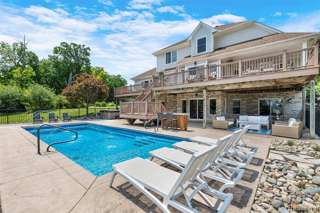 1401 Oklahoma St Oklahoma Street, Waterford Twp, MI 48327