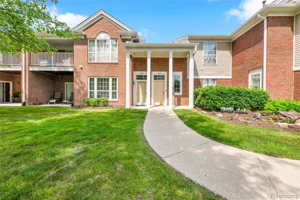 Northville, MI 48168,16817 Carriage Way