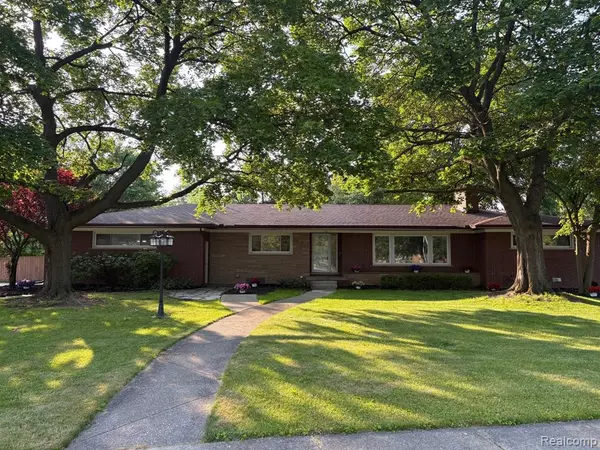 Trenton, MI 48183,2211 Parkside Street