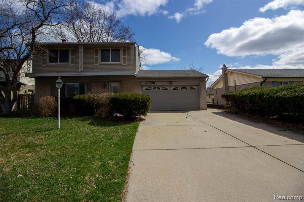 27390 PIERCE Street, Southfield, MI 48076