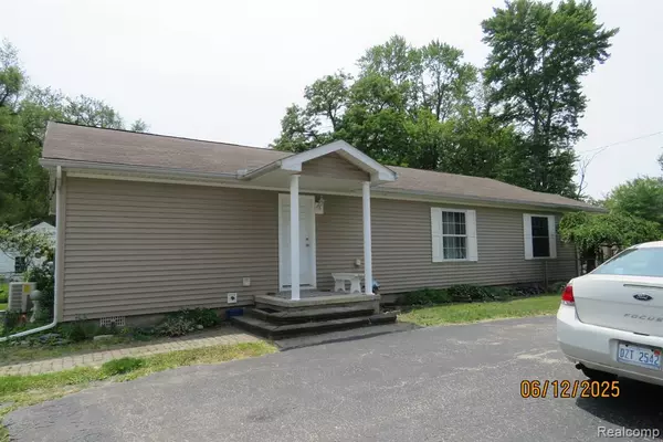 Taylor, MI 48180,10571 Baraga Street