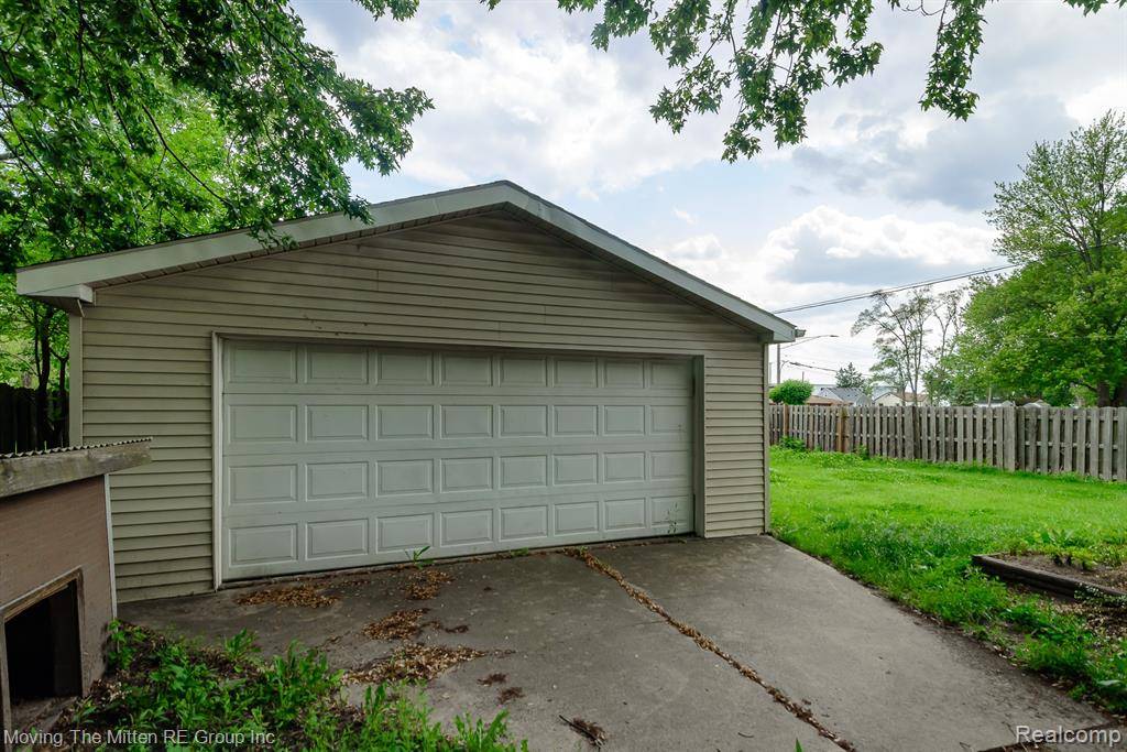 Warren, MI 48089,11954 Timken Avenue