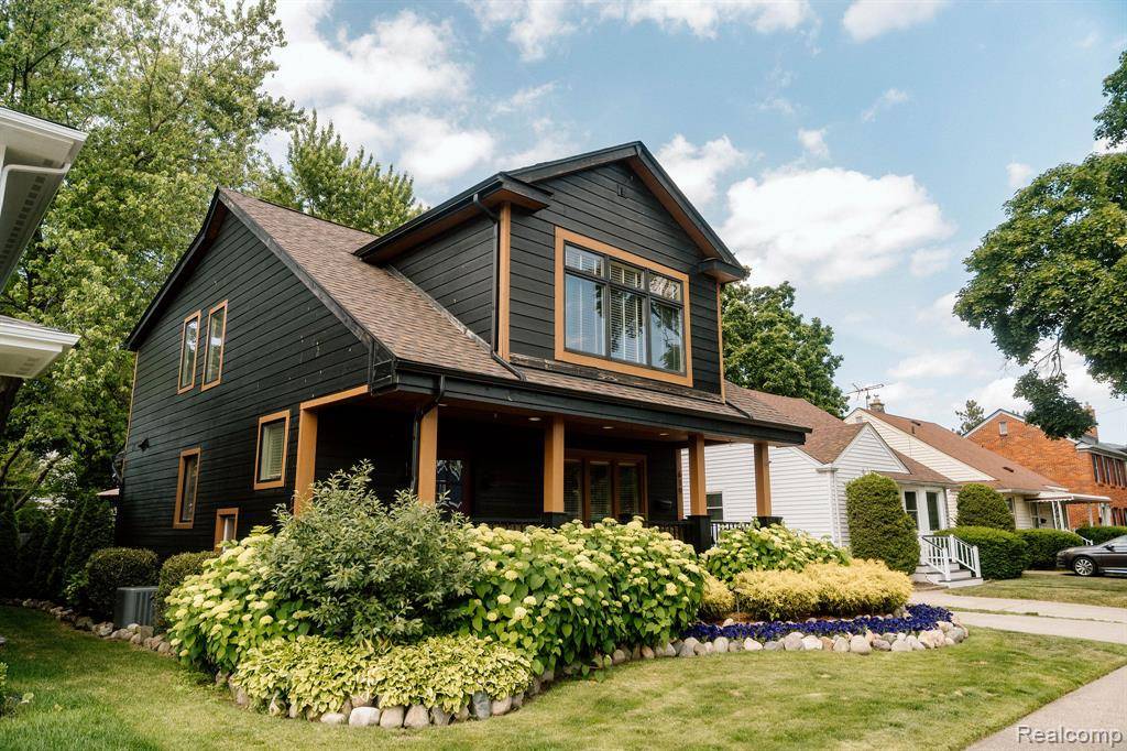 619 E Farnum Avenue, Royal Oak, MI 48067