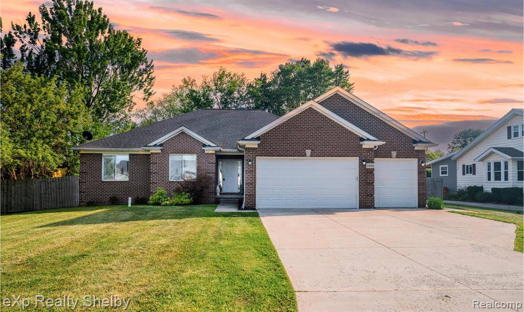 24986 Murray Street, Harrison Twp, MI 48045