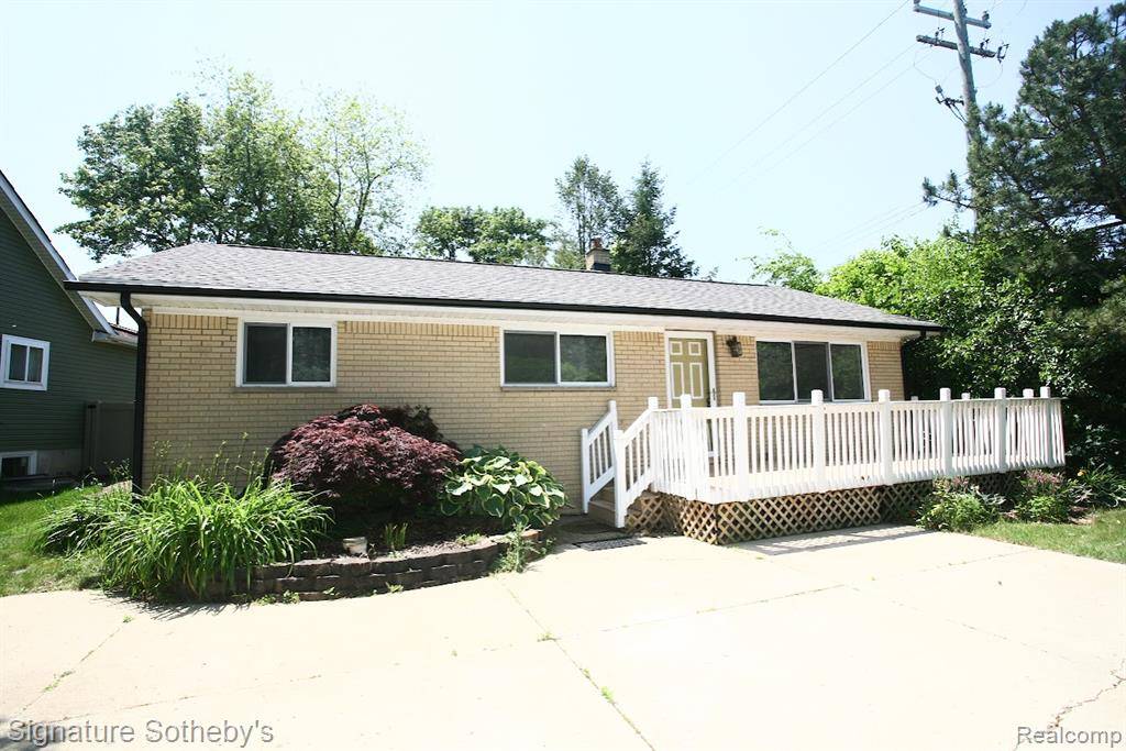 5800 Paramus, Independence Twp, MI 48346