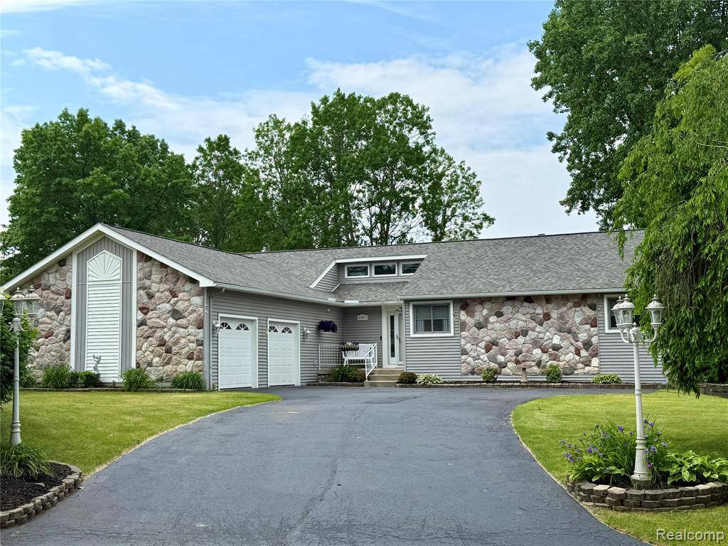 4960 Paula Avenue, Independence Twp, MI 48346