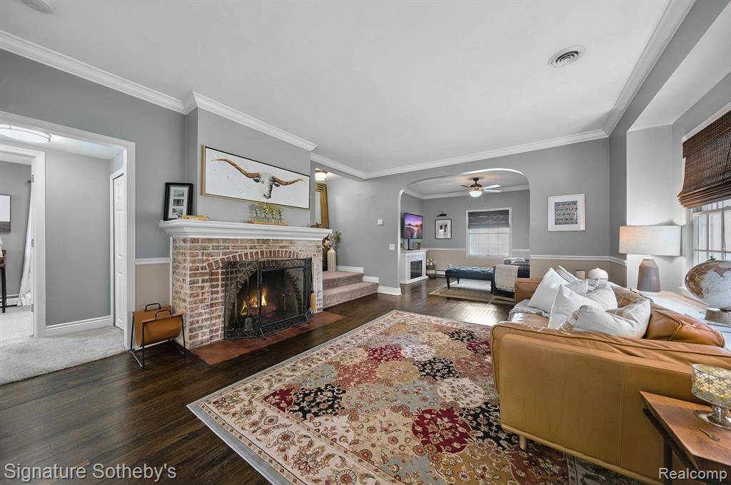 West Bloomfield Twp, MI 48324,3556 ORCHARD LAKE Road