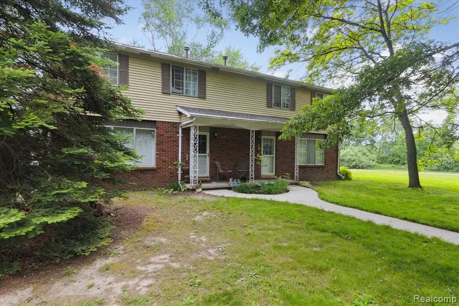 10461 Eagle Road, Rose Twp, MI 48350