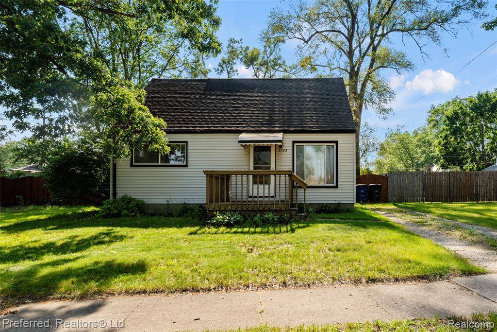 5923 Herbert Street, Westland, MI 48185
