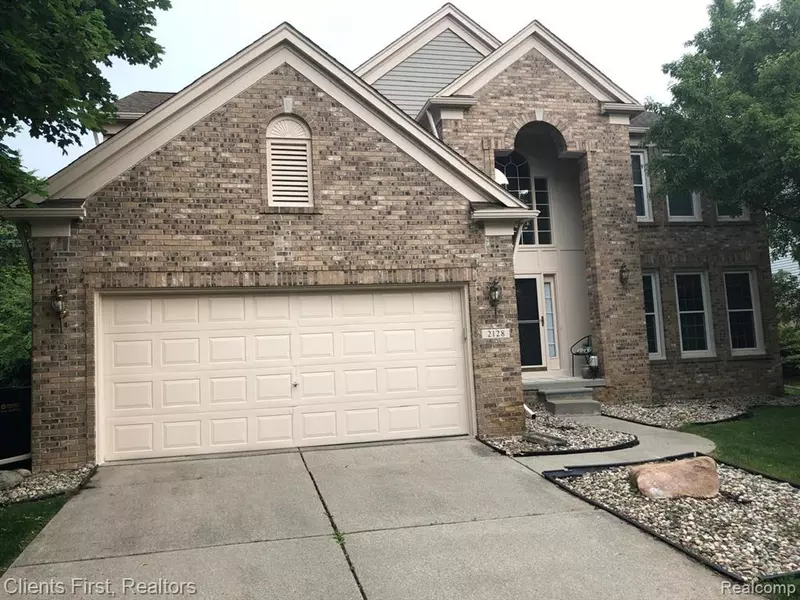 2128 TIMBERRIDGE Court, West Bloomfield Twp, MI 48324
