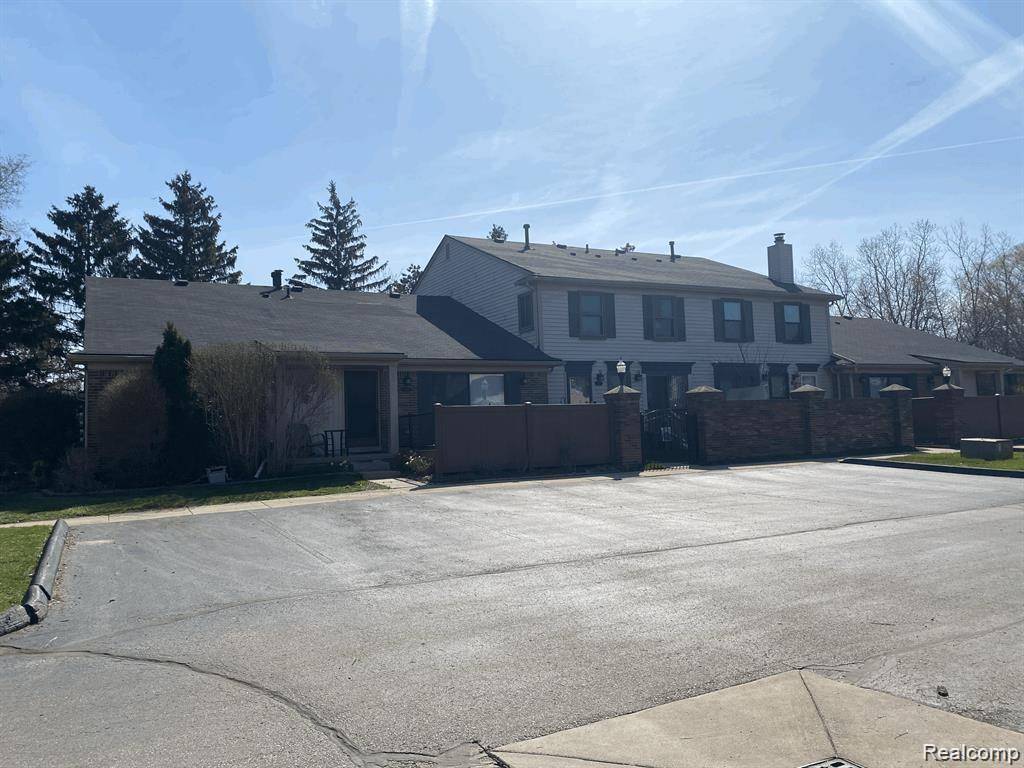 41029 SOUTHWIND Drive, Canton Twp, MI 48188
